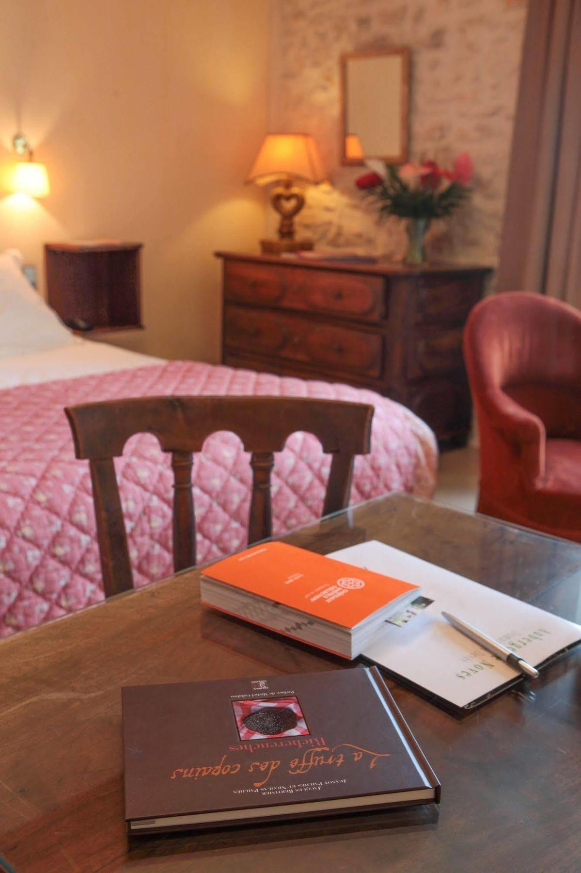 Auberge De Noves Domaine Du Deves Екстер'єр фото